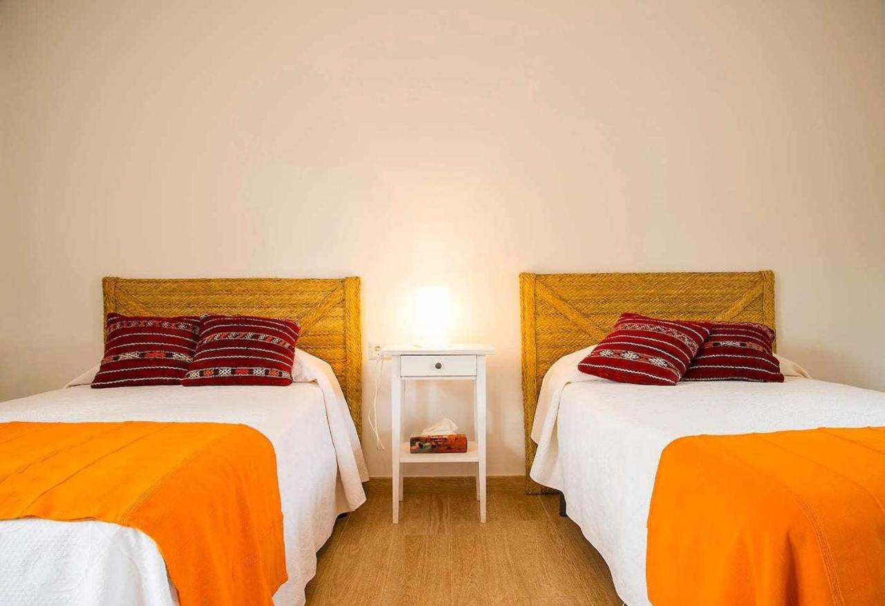 B&B Masia Aitona Vall d'Alba Exterior photo